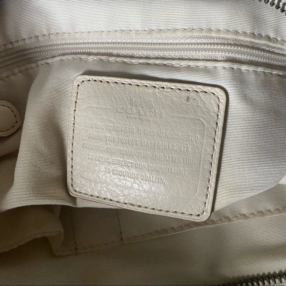 Coach  Mickies tote bag (b68) - Picture 8 of 9